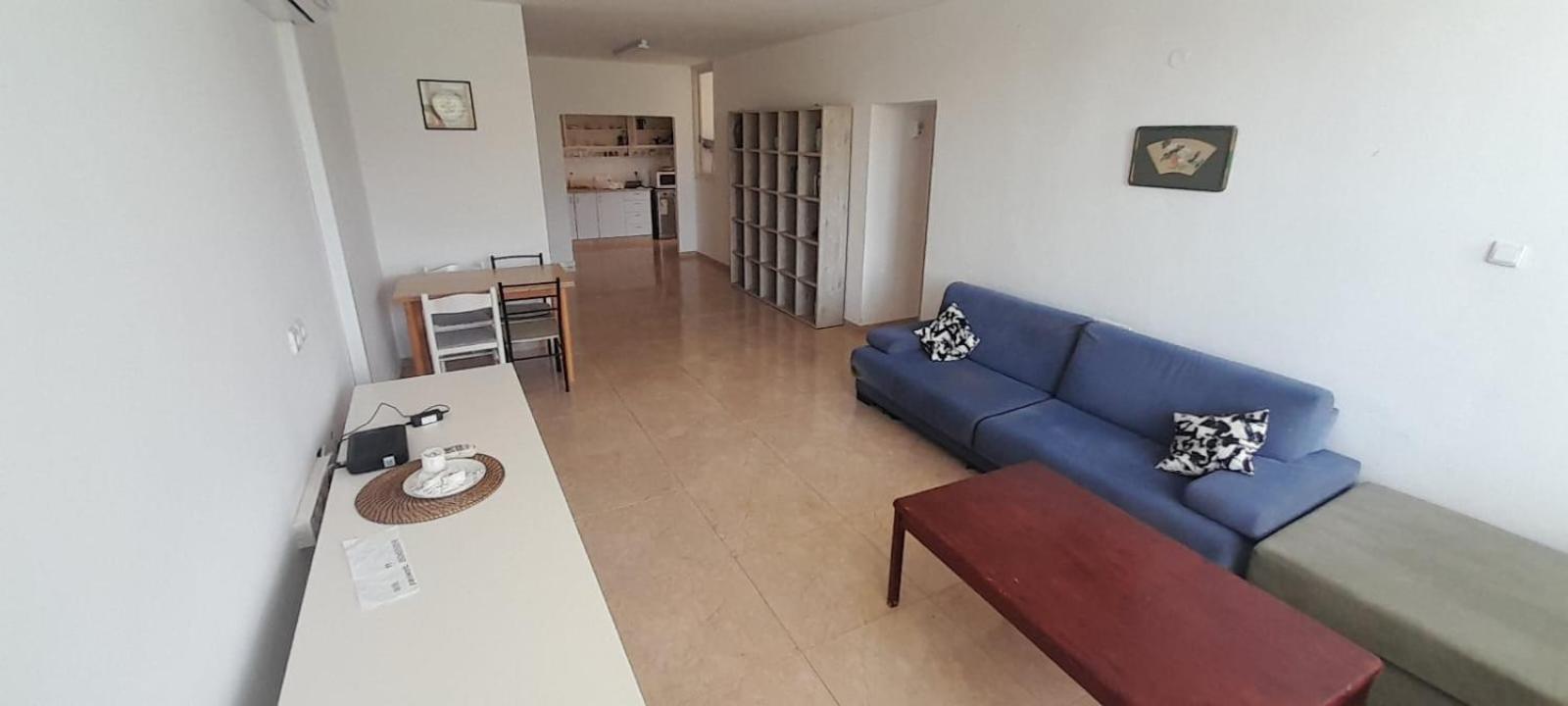 Spacious Jaffa Apt Near The Flea Market Тел Авив Екстериор снимка