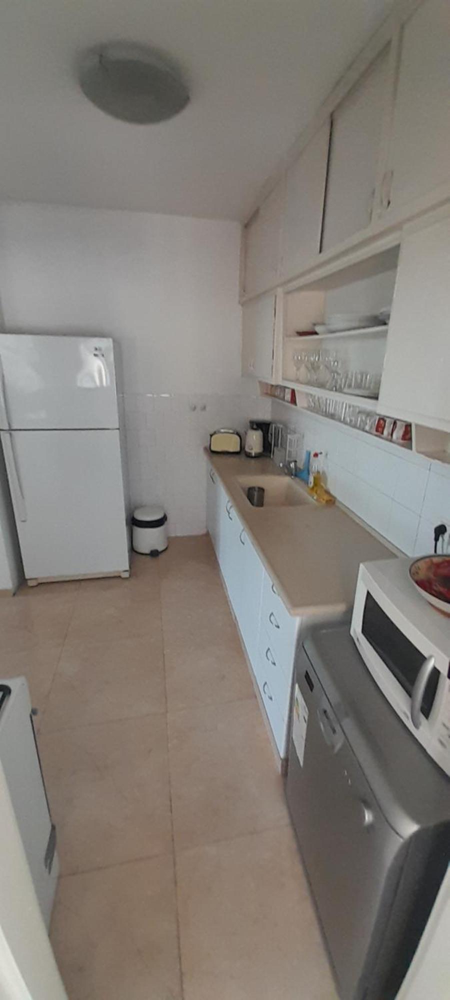 Spacious Jaffa Apt Near The Flea Market Тел Авив Екстериор снимка